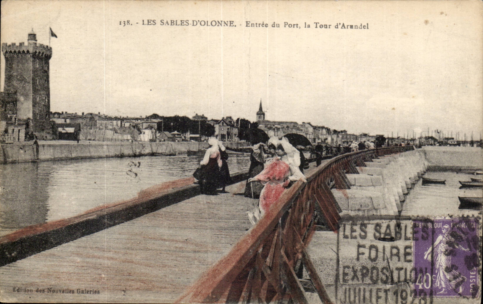 Les Sables-d'Olonne — Entrée du Port, la Tour d'Arundel — Édition des Nouvelles Galeries, n°138