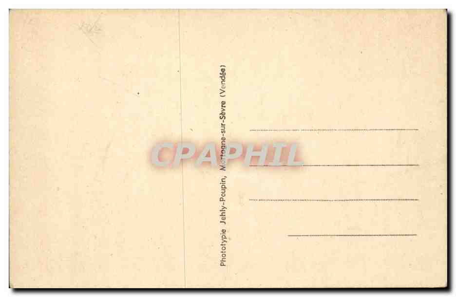 Sainte Hermine CPA La grand rue (Citroen) — Back