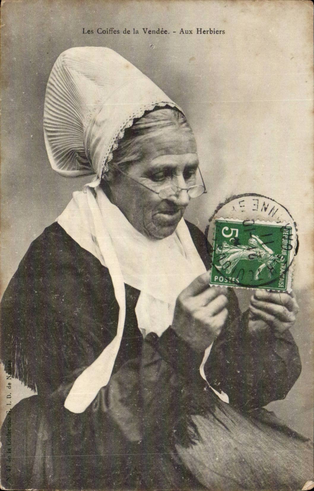 Les Coiffes de la Vendée - Aux Herbiers — Éditeur L.D. de Nantes