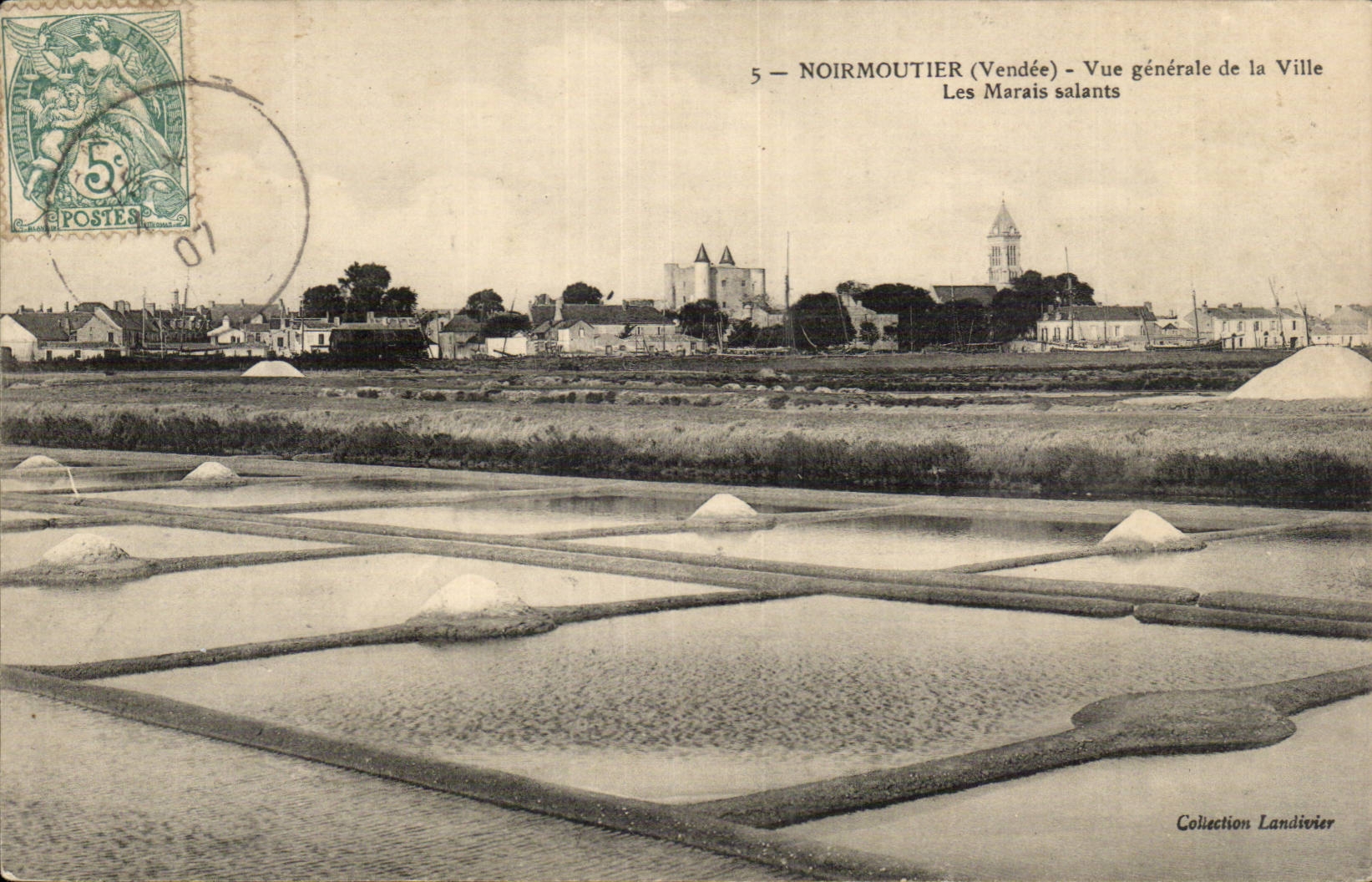 Noirmoutier CPA Vue generale de la ville Les marais salants