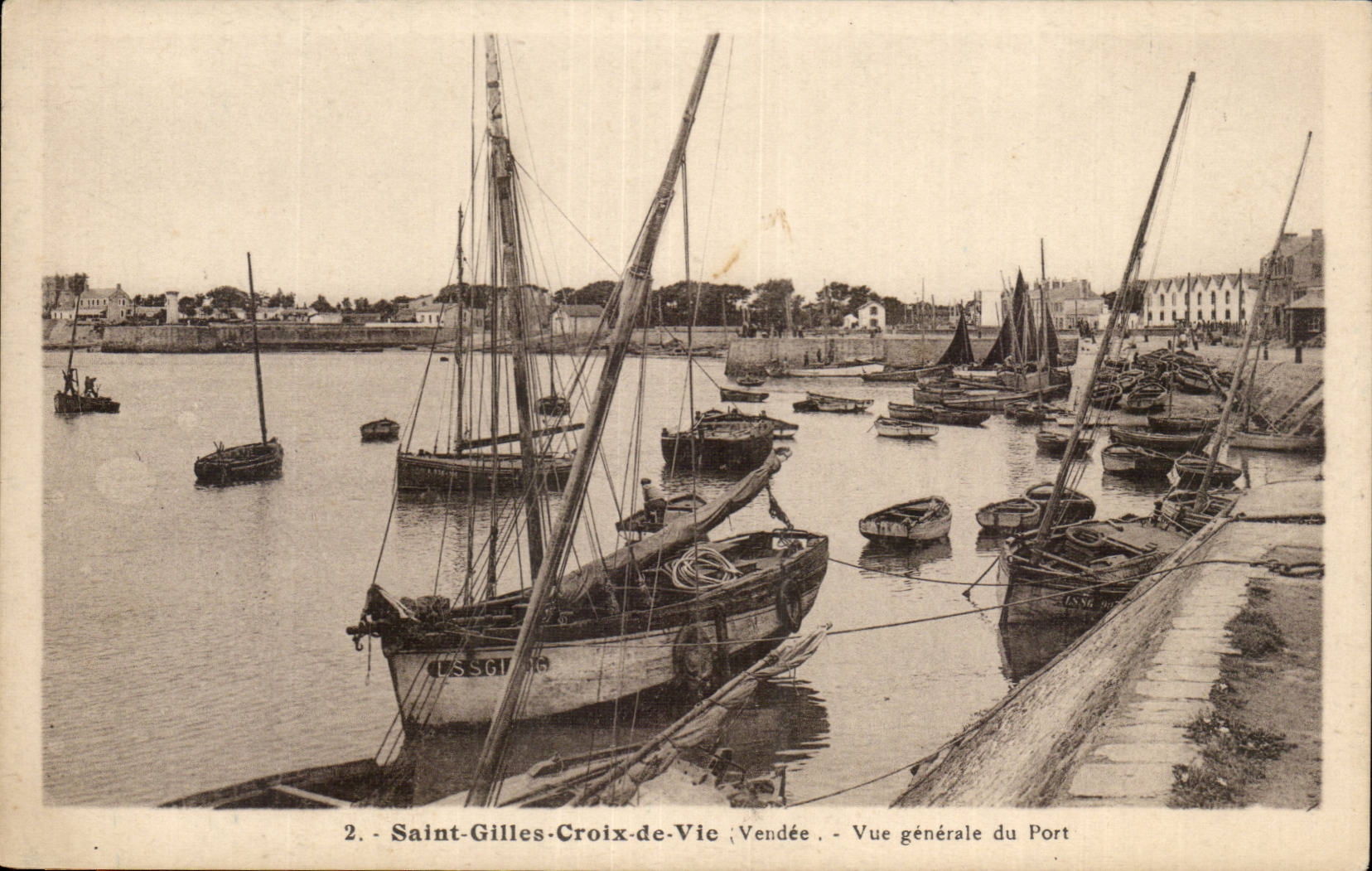 Saint-Gilles-Croix-de-Vic — Vue générale du Port — Édition des Nouvelles Galeries des Sables