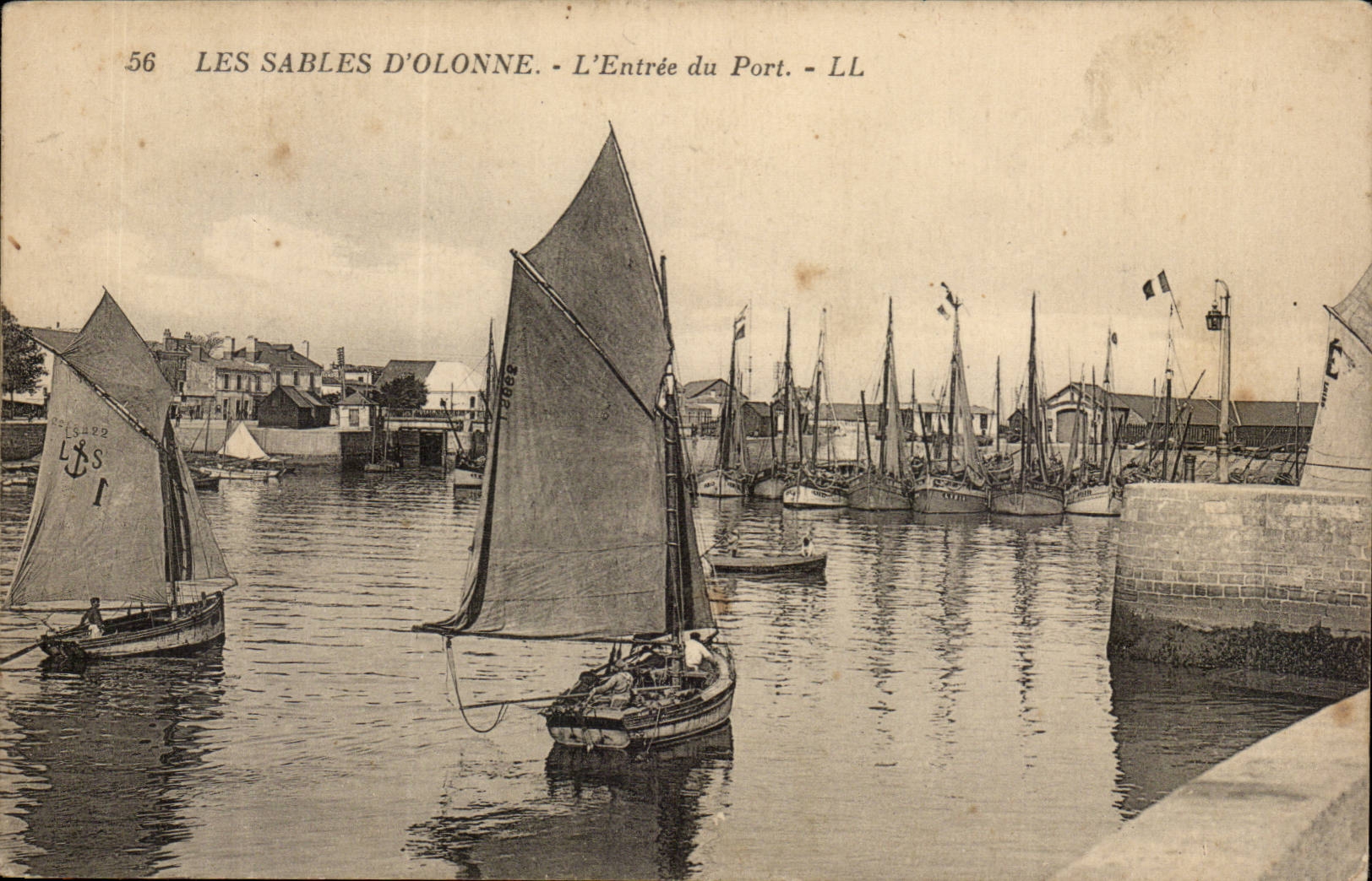 Les Sables d'Olonne - L'Entrée du Port - LL