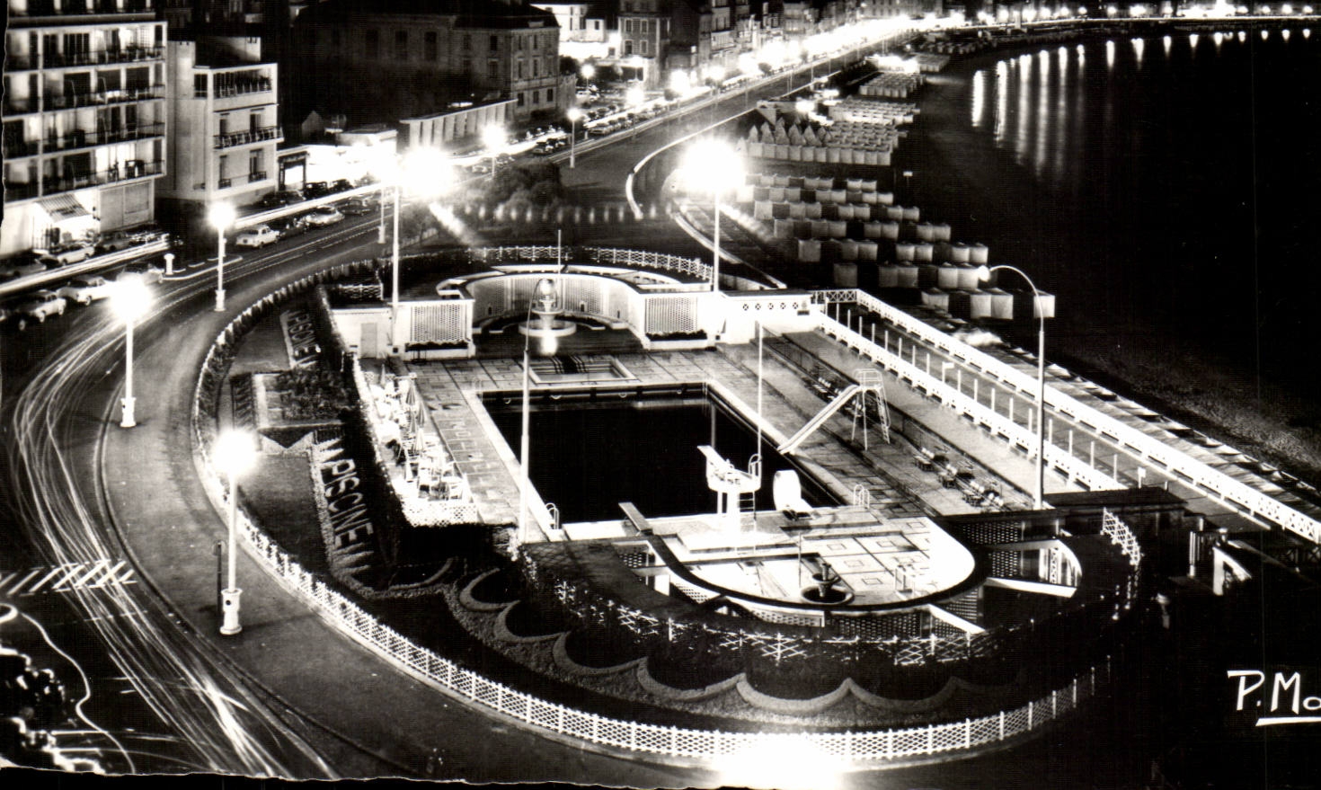 CPSM Sables d'olonne La piscine et la plage la nuit 