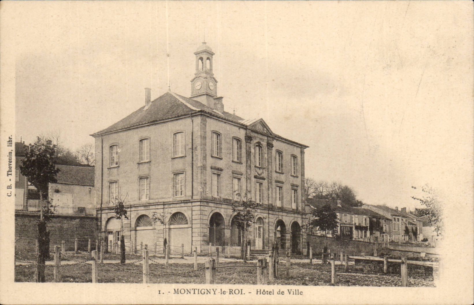 Montigny le Roi CPA Hotel de ville 