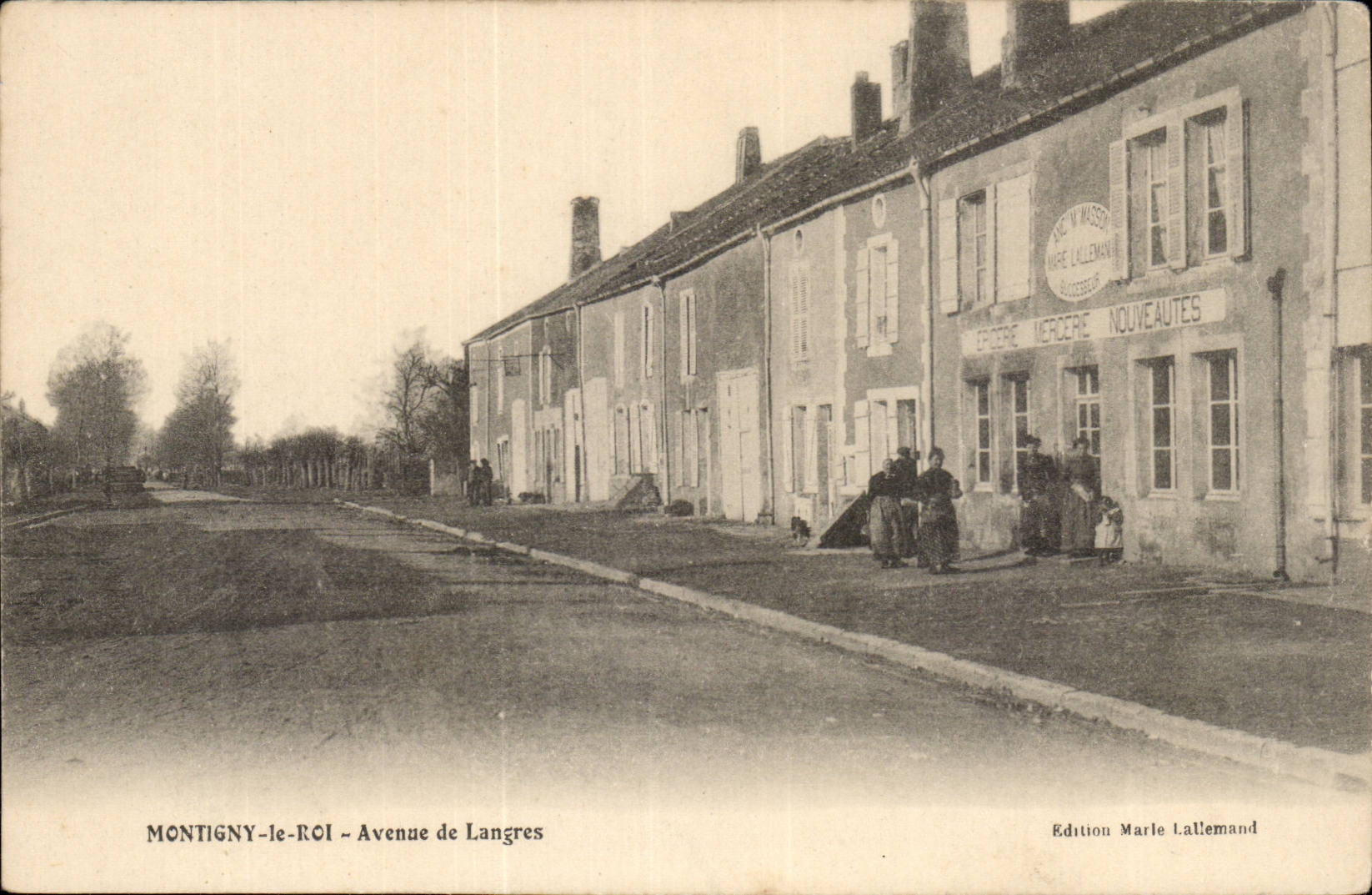 Montigny le Roi CPA Avenue de Langres