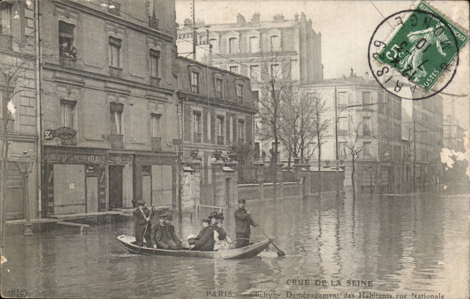 Crue de la Seine Paris CPA Inondations Clichy Demenagement des habitants Rue Nationale