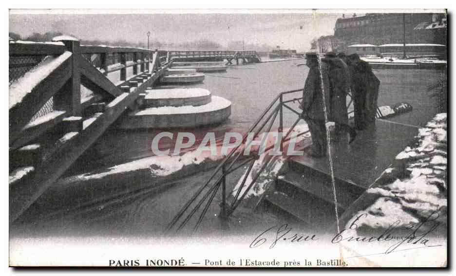 Paris überschwemmt — Pont de l'Estacade in der Nähe der Bastille