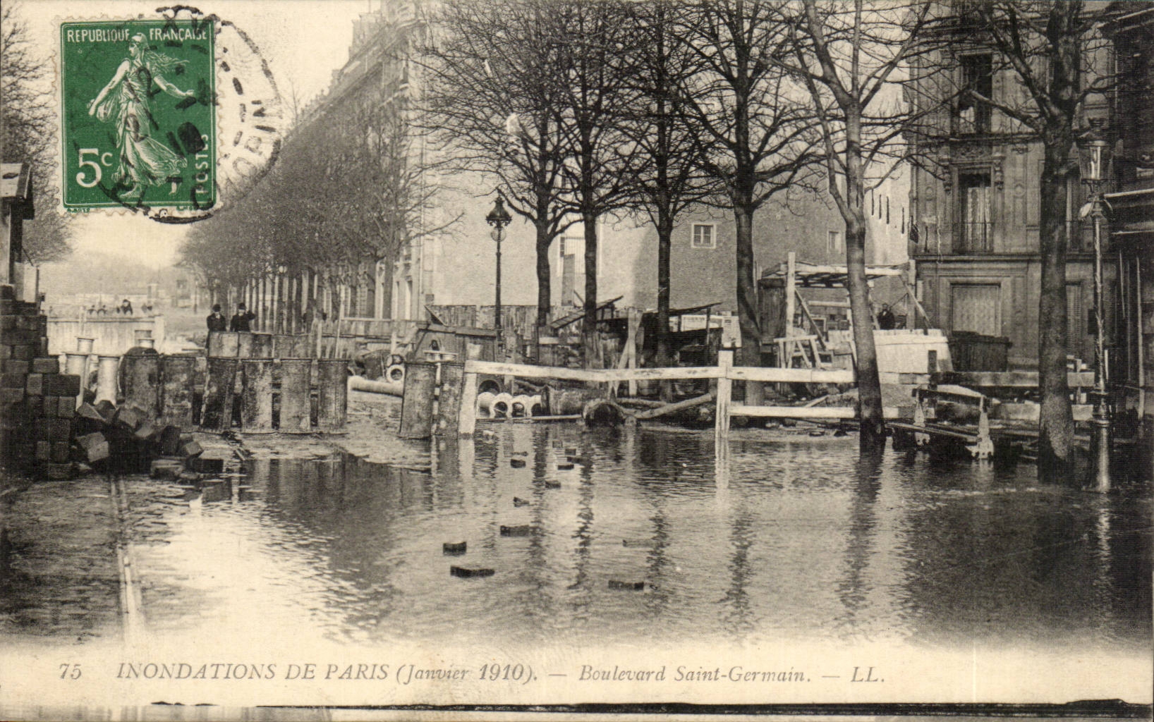 Overstromingen van Parijs (Januari 1910) — Boulevard Saint-Germain — L.L.