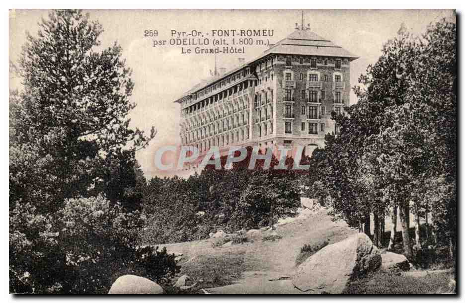 Font Romeu CPA Le grand hotel