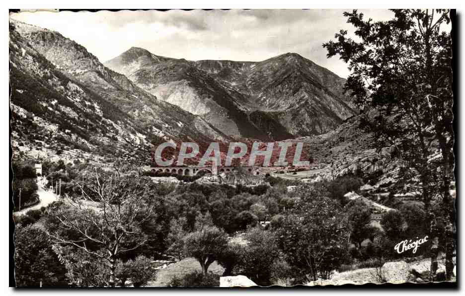 Les Tour de Carol et les Montagnes ver le Col de Puymorens - CPA 
