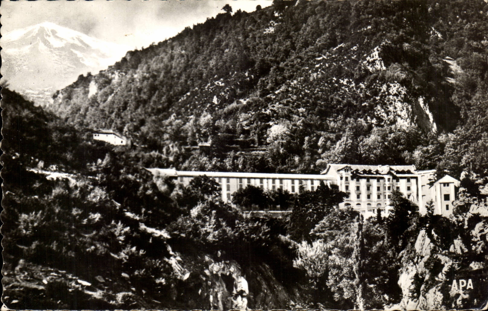 La Preste les Bains - Alt 1130 Le Grand Hotel et le Castabonne enneige - CPA 