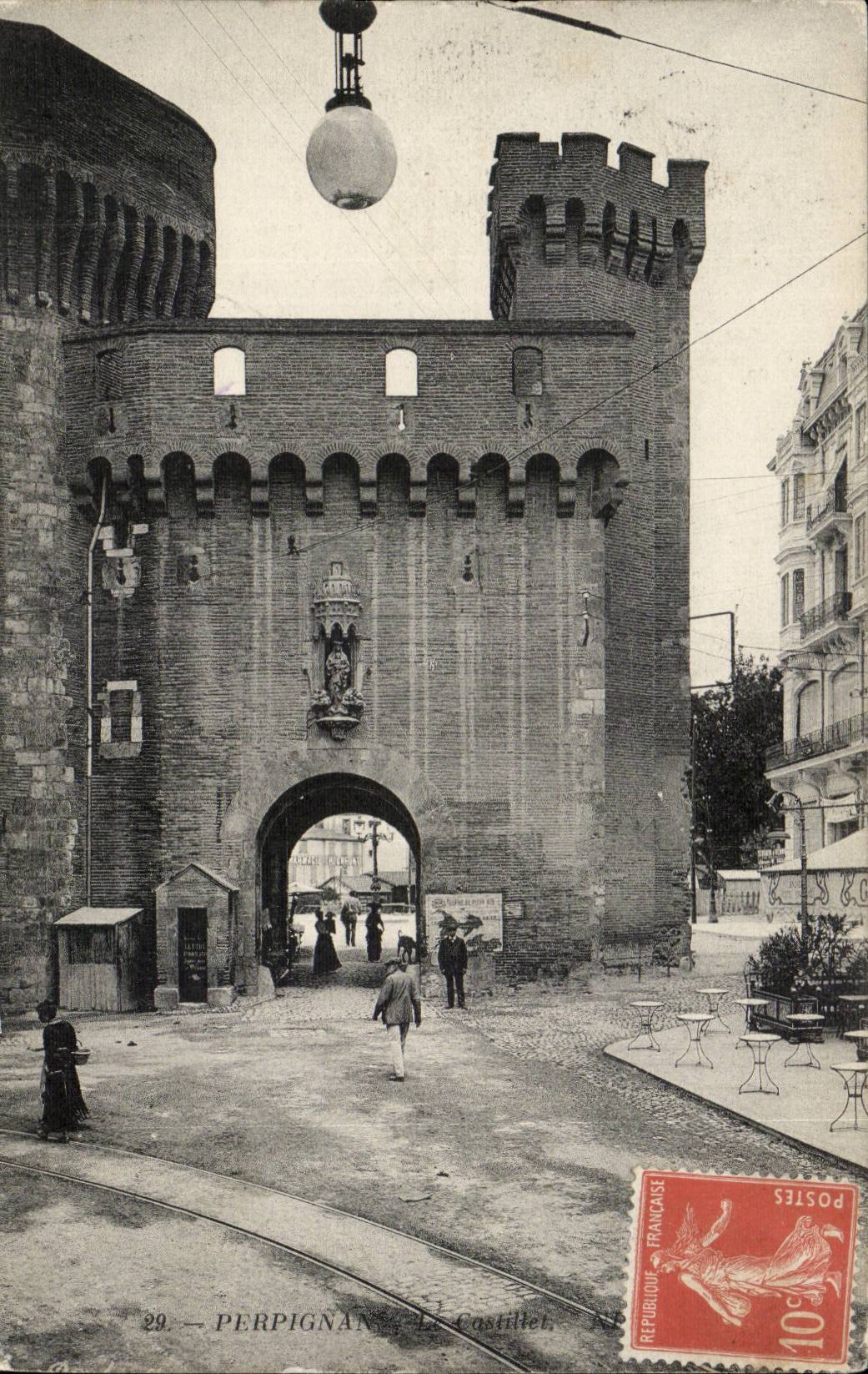 Perpignan - Le Castillet - CPA 