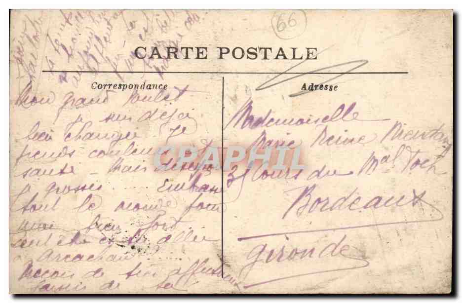 Canet - Un Coin de la Plage - CPA  — Rückseite