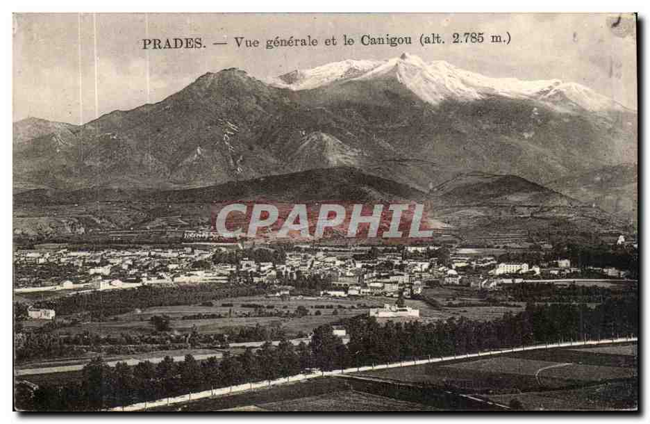 Prades - Vue Generale et le Canigou alt 2785 - CPA 