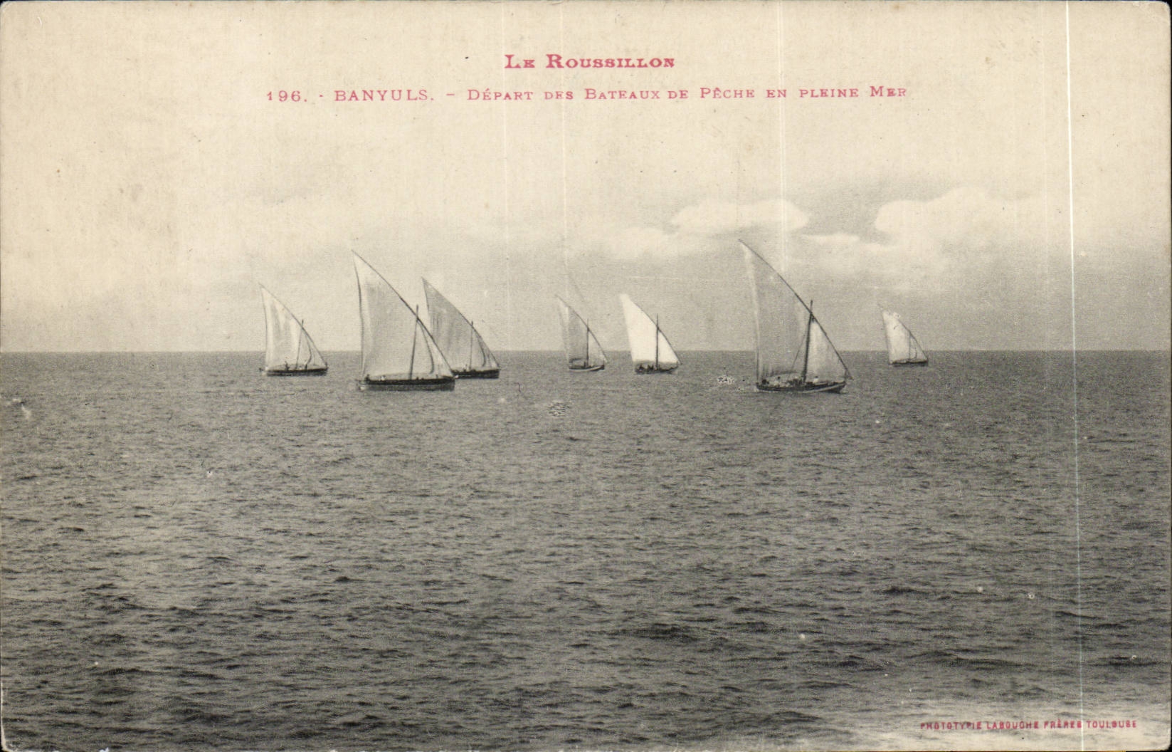 Banyuls sur Mer CPA Depart des bateaux de peche en pleine mer
