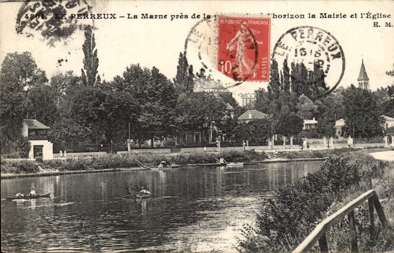 Le Perreux CPA La Marne pres de horizon la mairie et l'eglise