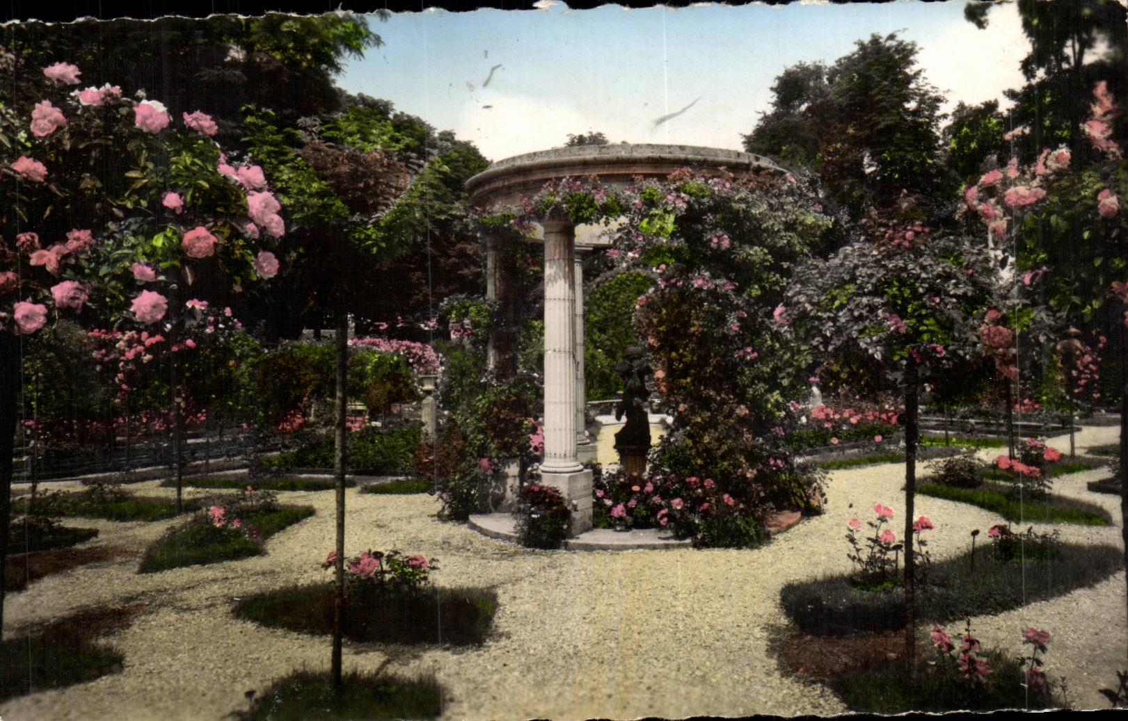 L'Hay-les-Roses (Seine) — La Roseraie. Le Temple de l'Amour — éditeur L'Hay-les-Roses