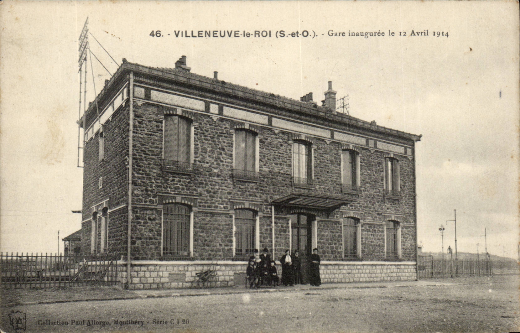 Villeneuve le Roi CPA Gare inauguree le 12 avril 1914