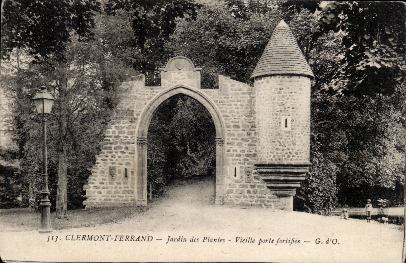 Clermont Ferrand - Jardin des Plantes - Vieile Porte fortifiee - CPA 