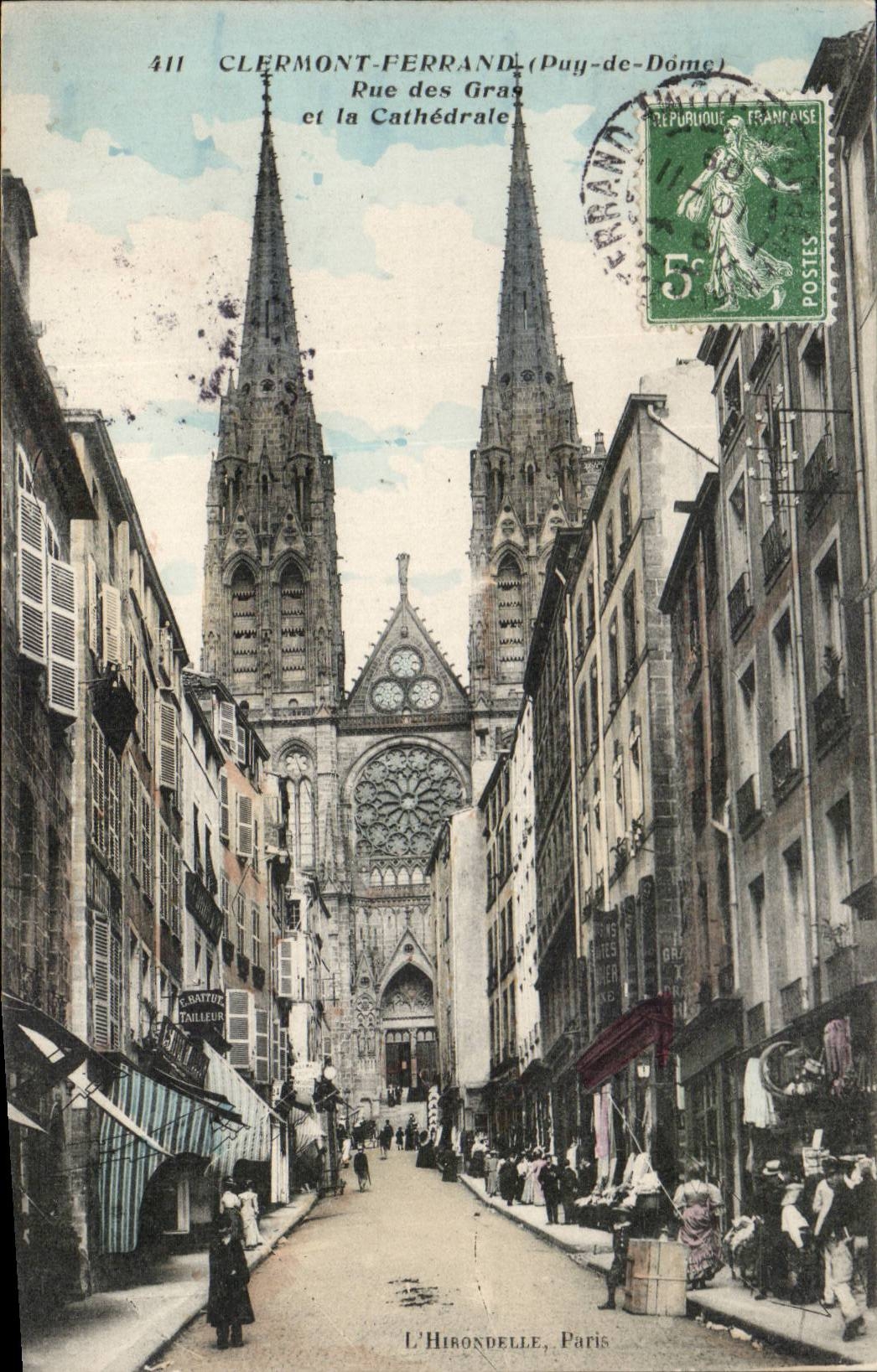 Clermont Ferrand - Rue des Gras et la Cathedrale - CPA 