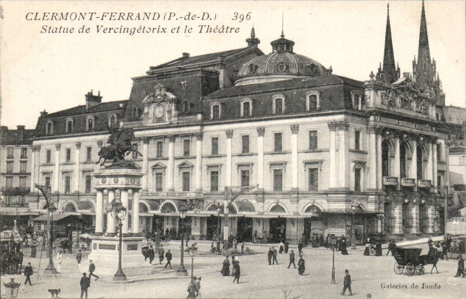Clermont-Ferrand (P.-de-D.) — Statue de Vercingétorix et le Théâtre — Galeries de Jaudé — n° 396