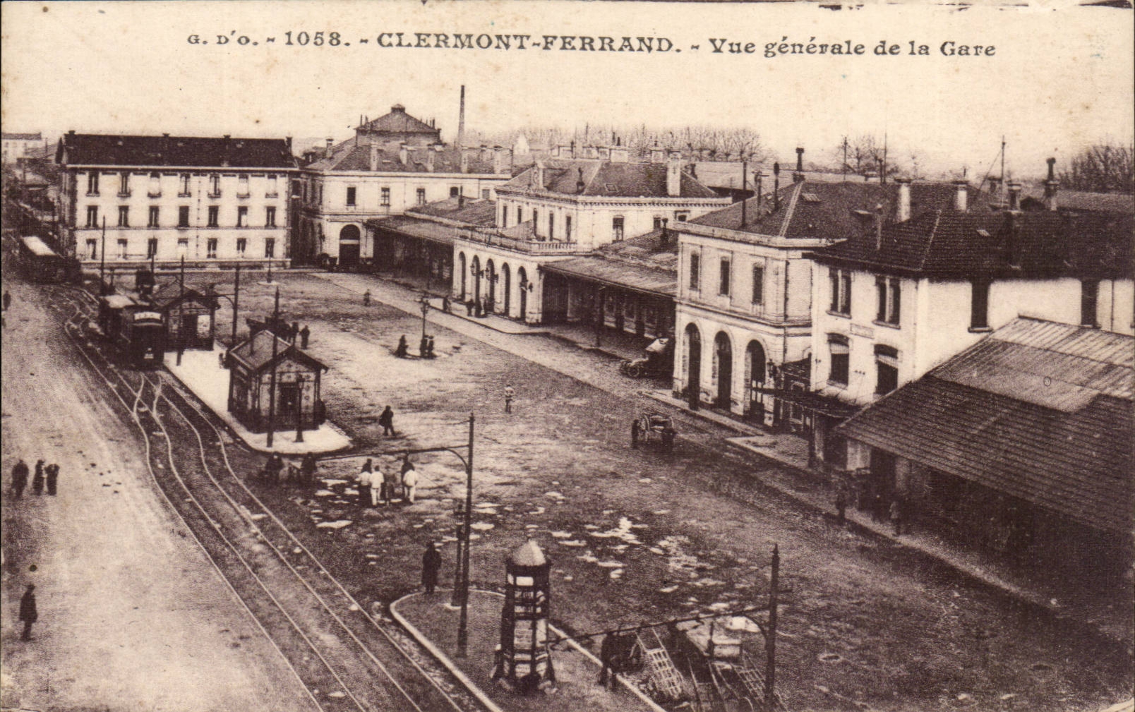 CLermont Ferrand CPA Vue generale de la gare