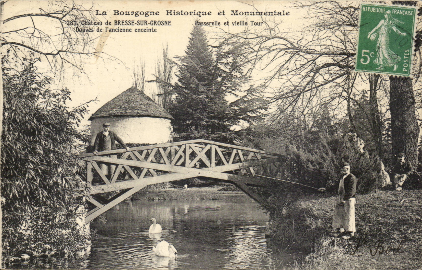 Château de Bresse-sur-Grosne — Passerelle et vieille Tour — P. Charvet