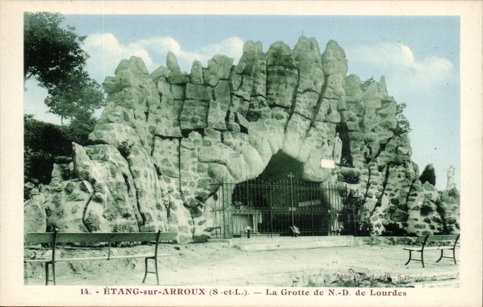 ÉTANG-sur-ARROUX (S.-et-L.) — La Grotte de N.-D. de Lourdes — Abbe Baumont, édit., 6-37