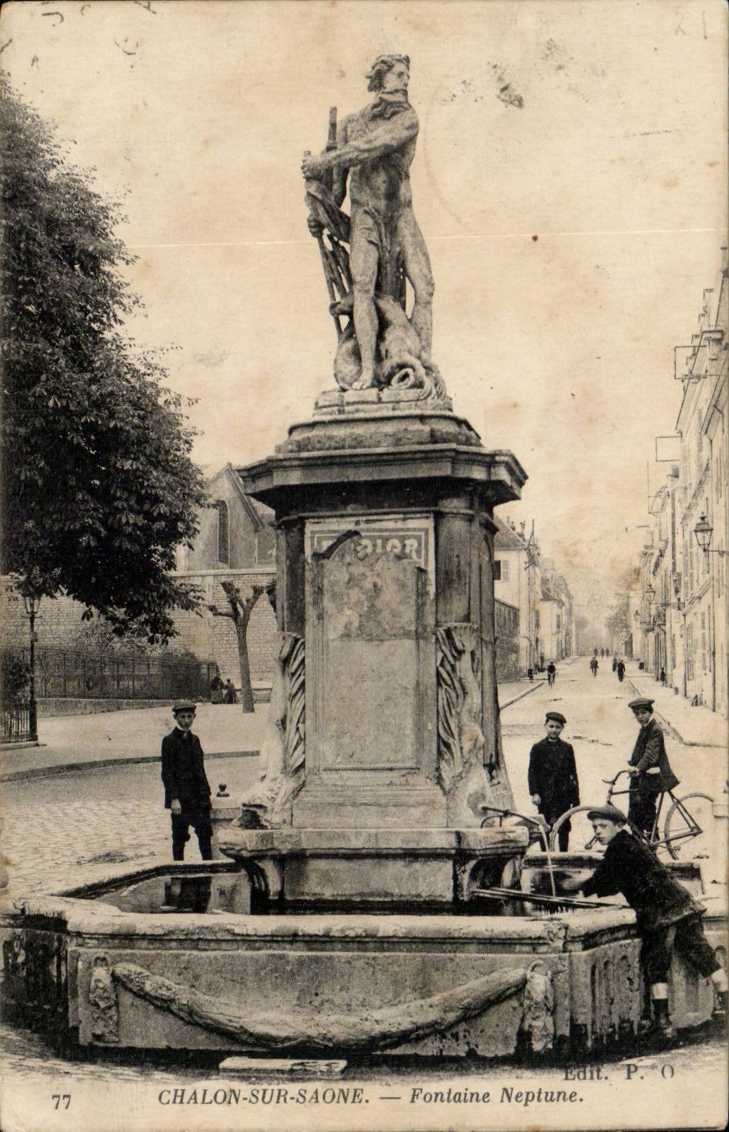 Chalon-sur-Saône — Fontaine Neptune — Edit. P. O.