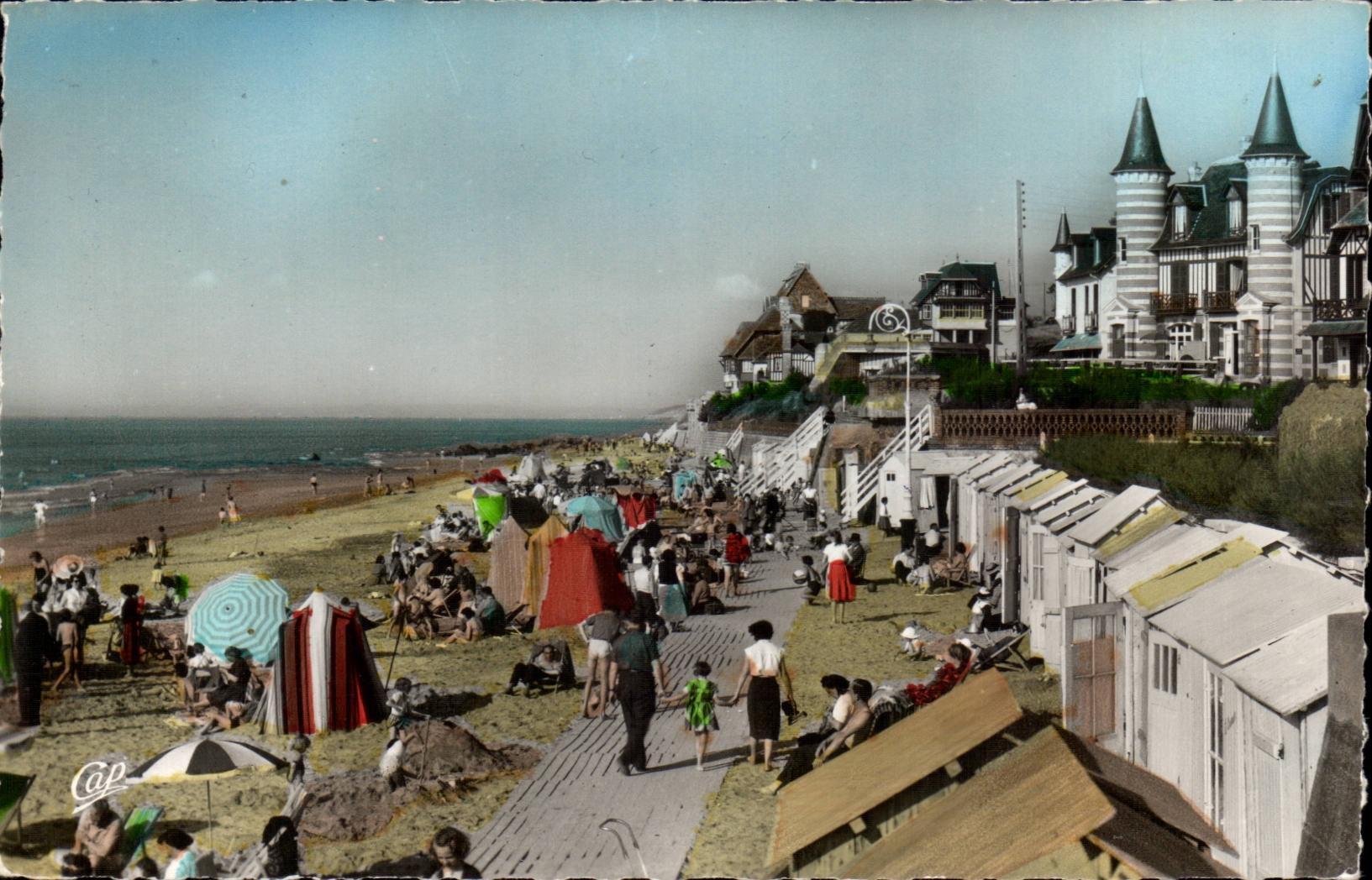 Blonville CPA La plage et la promenade
