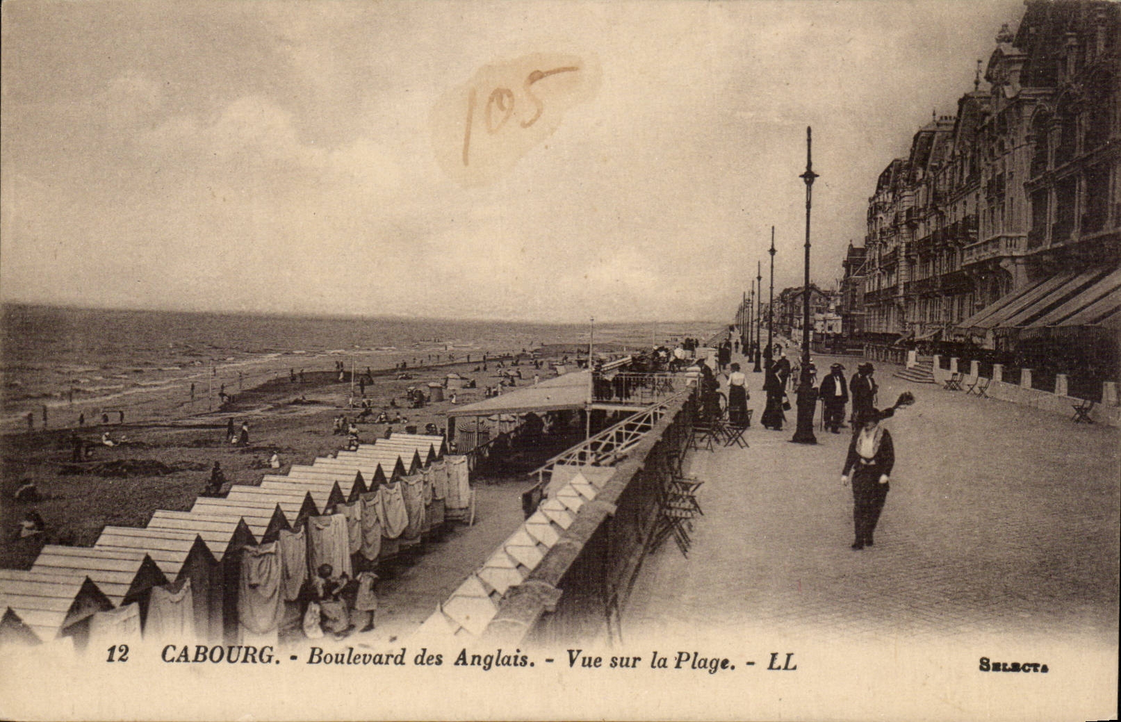 Cabourg - Boulevard des Anglais - Blick auf den Strand - LL - Selbota