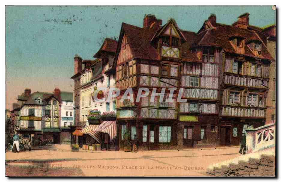 Vieuxieux — Vieilles Maisons, Place de la Halle au Beurre