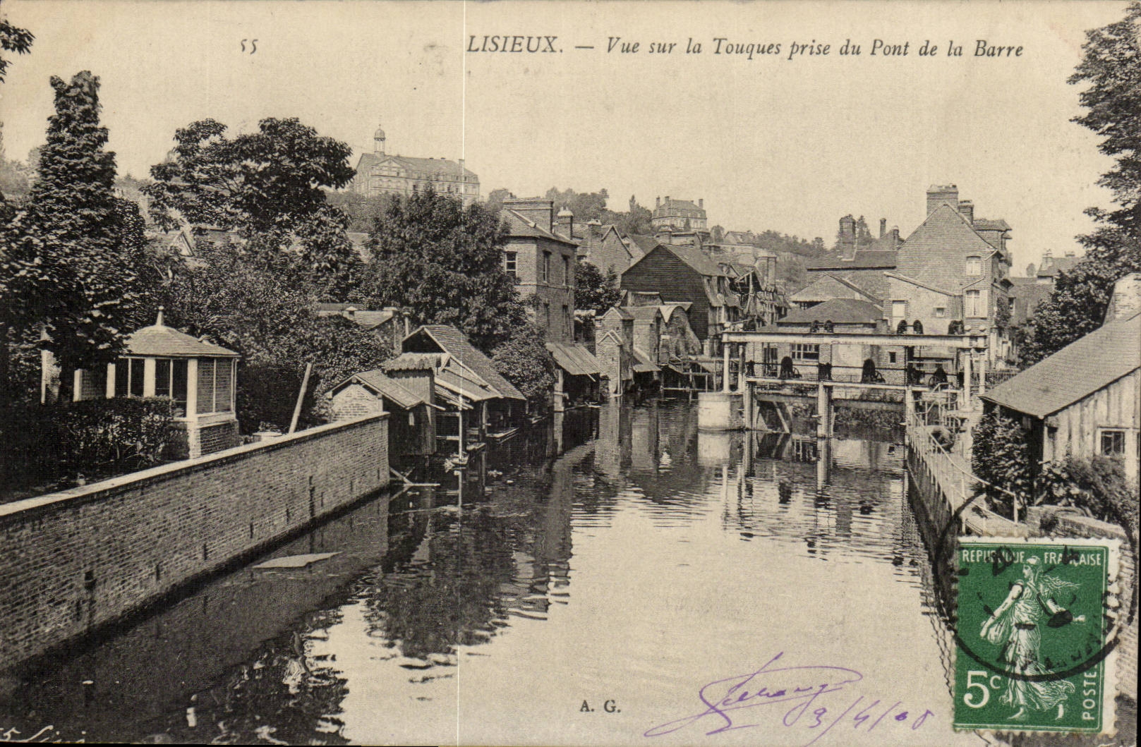 Lisieux — Vue sur la Touques prise du Pont de la Barre — A. G.