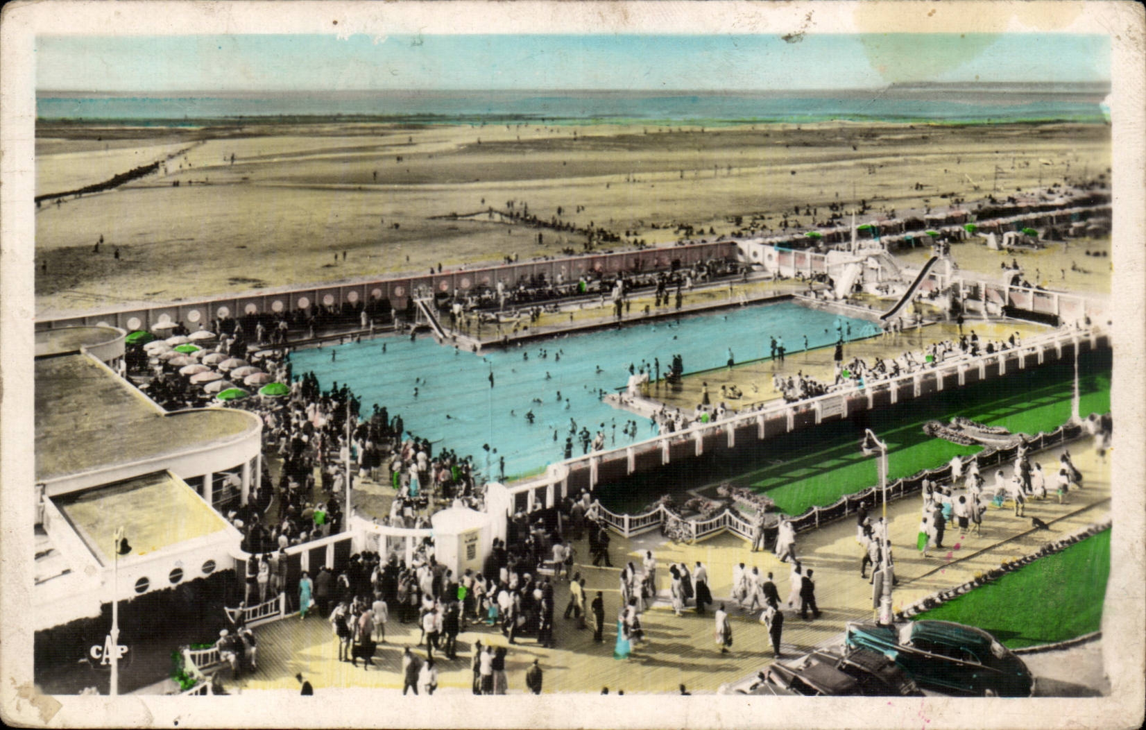 TROUVILLE - Reine des Plages — La Piscine — éditeur C.A.P. n°60