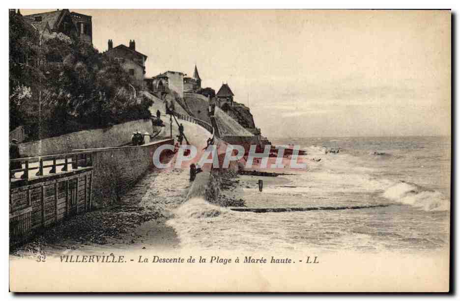 Villerville - La Descente de la Plage a Maree haute - CPA 
