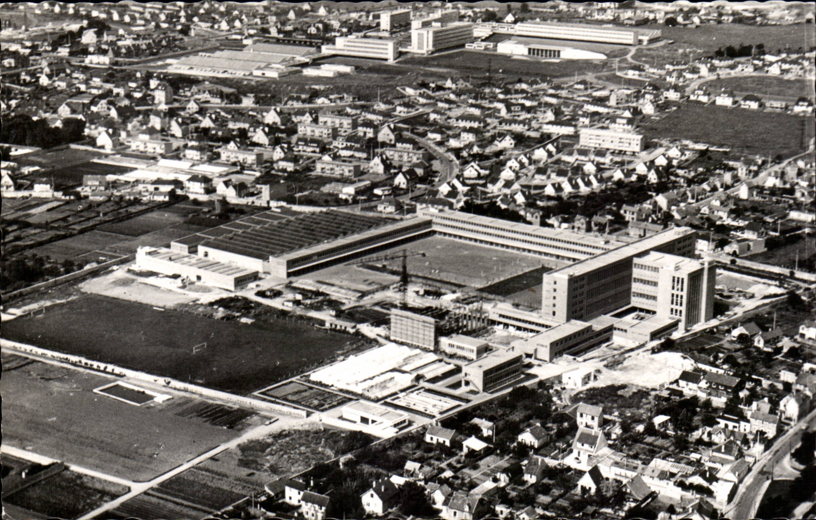 Institut Lémonnier — Vue aérienne — Institut Lémonnier, Caen (Calvados)