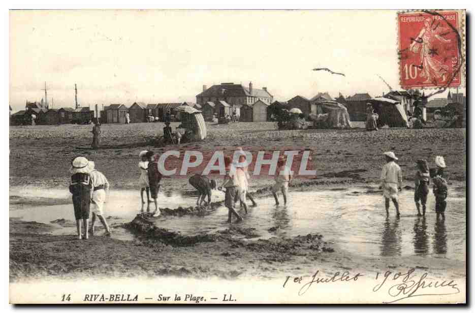 Riva Bella CPA Sur la plage (enfants)