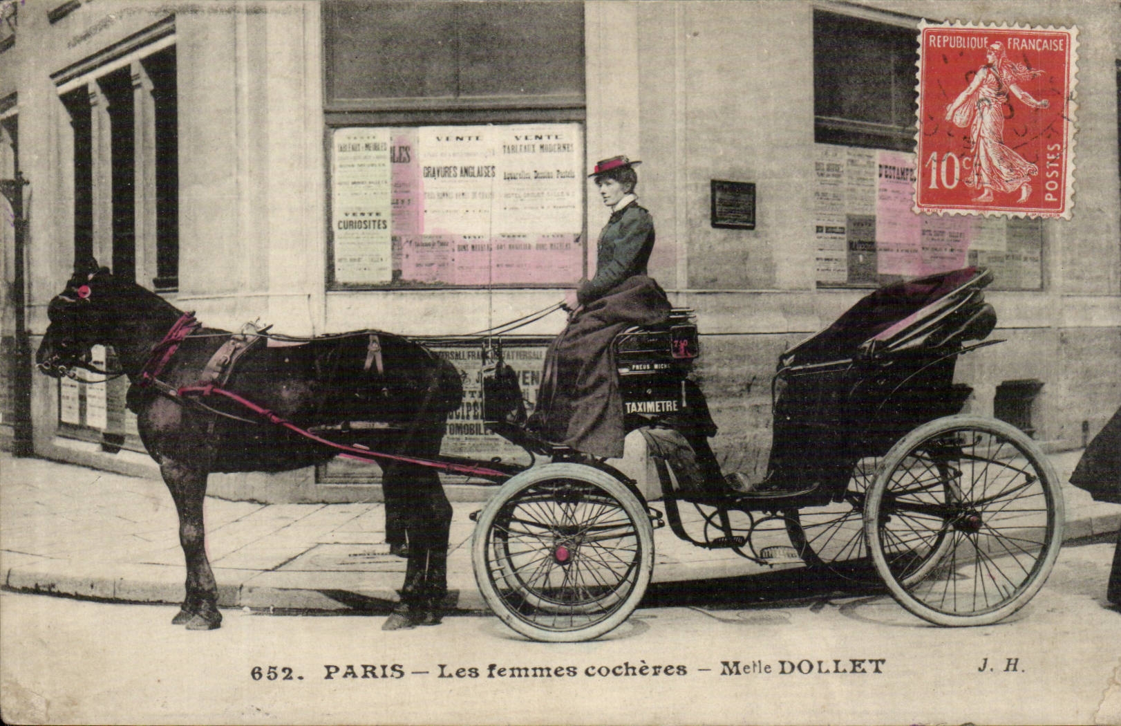 Paris Nouveau CPA Les femmes cocheres Mlle Dollet (cheval)