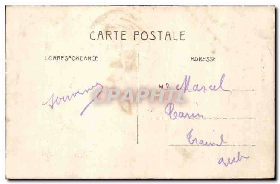Piscine de la Gare, façade — la plus vaste de Paris — Éditions de la Ville de Paris — Reverso