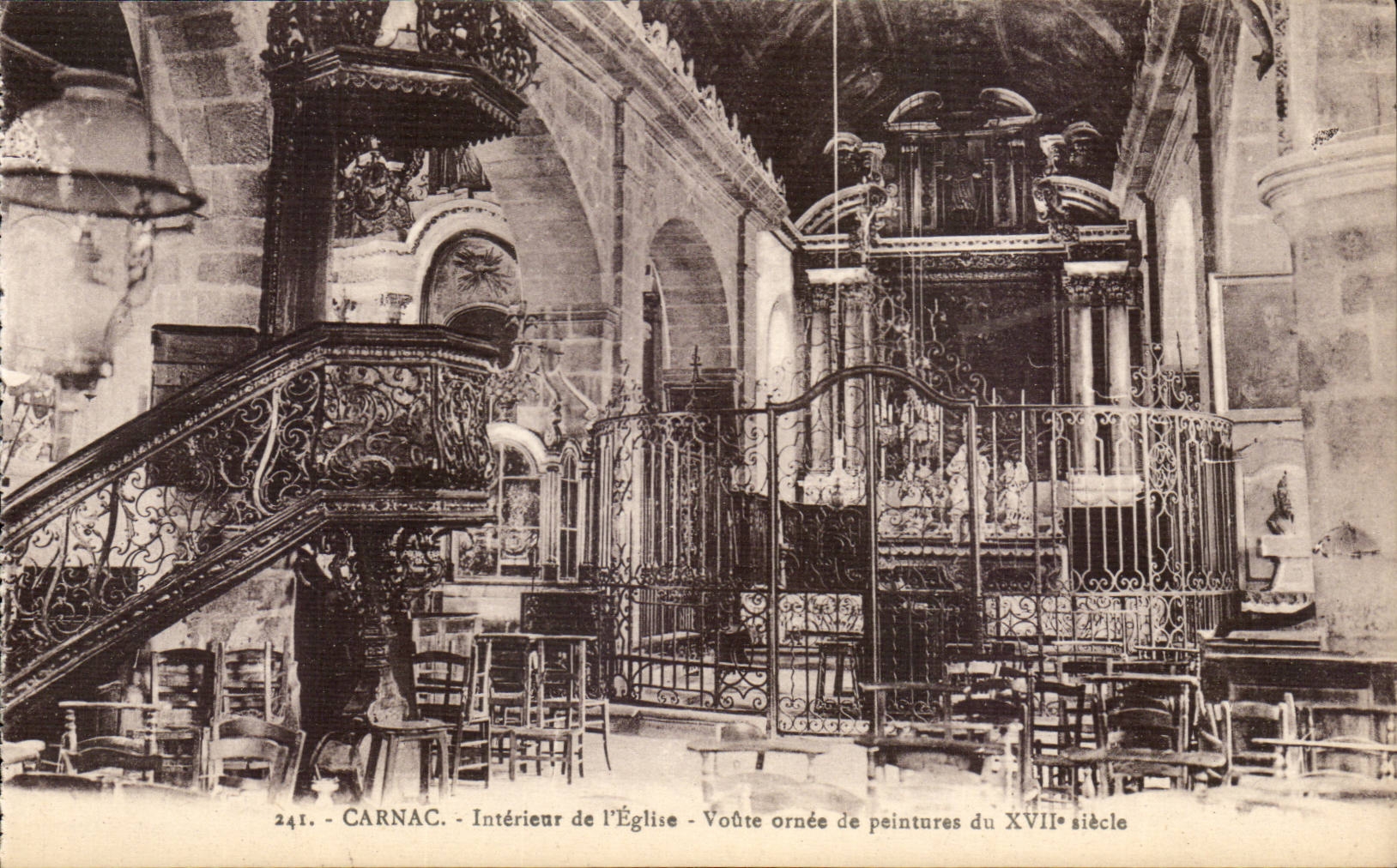 Carnac - Interieur de l'Eglise Voute ornee de peintures de XVII siecle - CPA 
