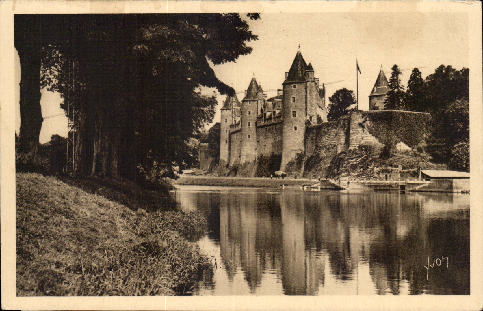 Château de Josselin — Bretagne — Éditions d'Art Yvonn