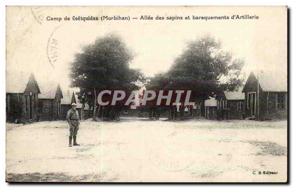 Camp de Coëtquidan (Morbihan) — Allée des sapins et baraquements d'Artillerie — C B-Editeur