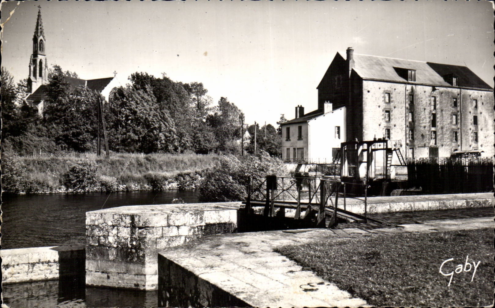 La Chapelle Saint-Michel sur les Bords du Blavet — Pontiv (Morbihan) — Éditions Gaby