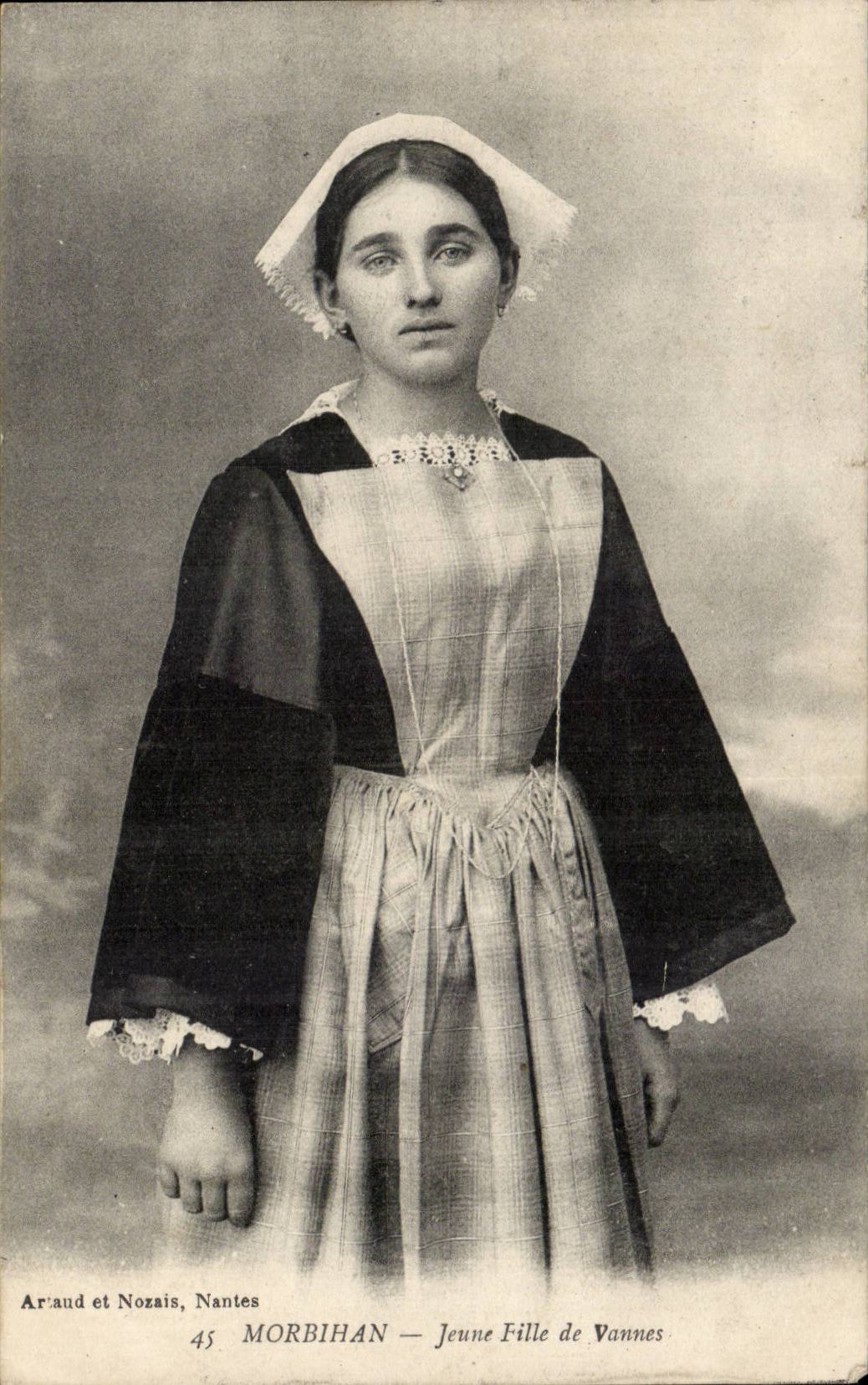 Jeune Fille de Vannes — Morbihan — Ar'aud et Nozais, Nantes