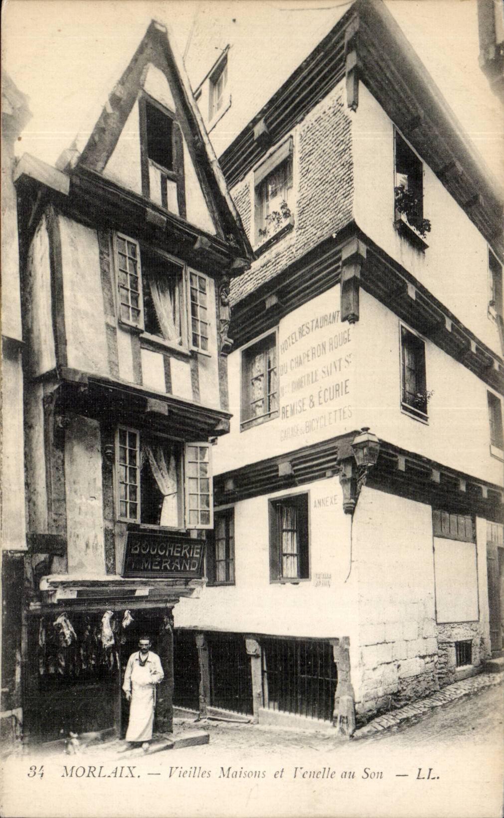 Morlaix - Veille Maison et Veneele au Son - Boucherie - boucher - Viande - butcher proudly displaying - CPA 