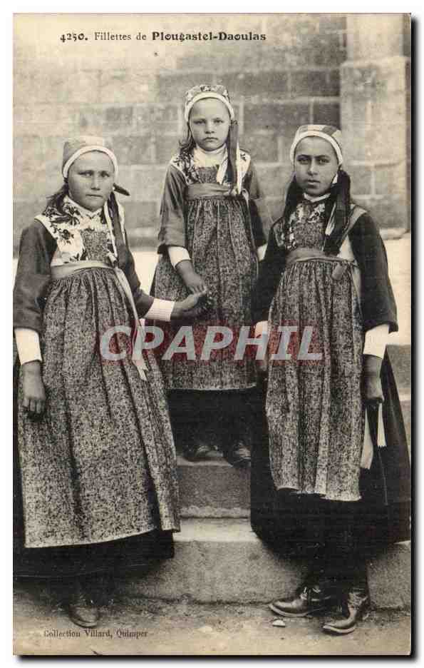 Plougastel Daoulas - Les Fillettes - beautiful clothing - CPA 