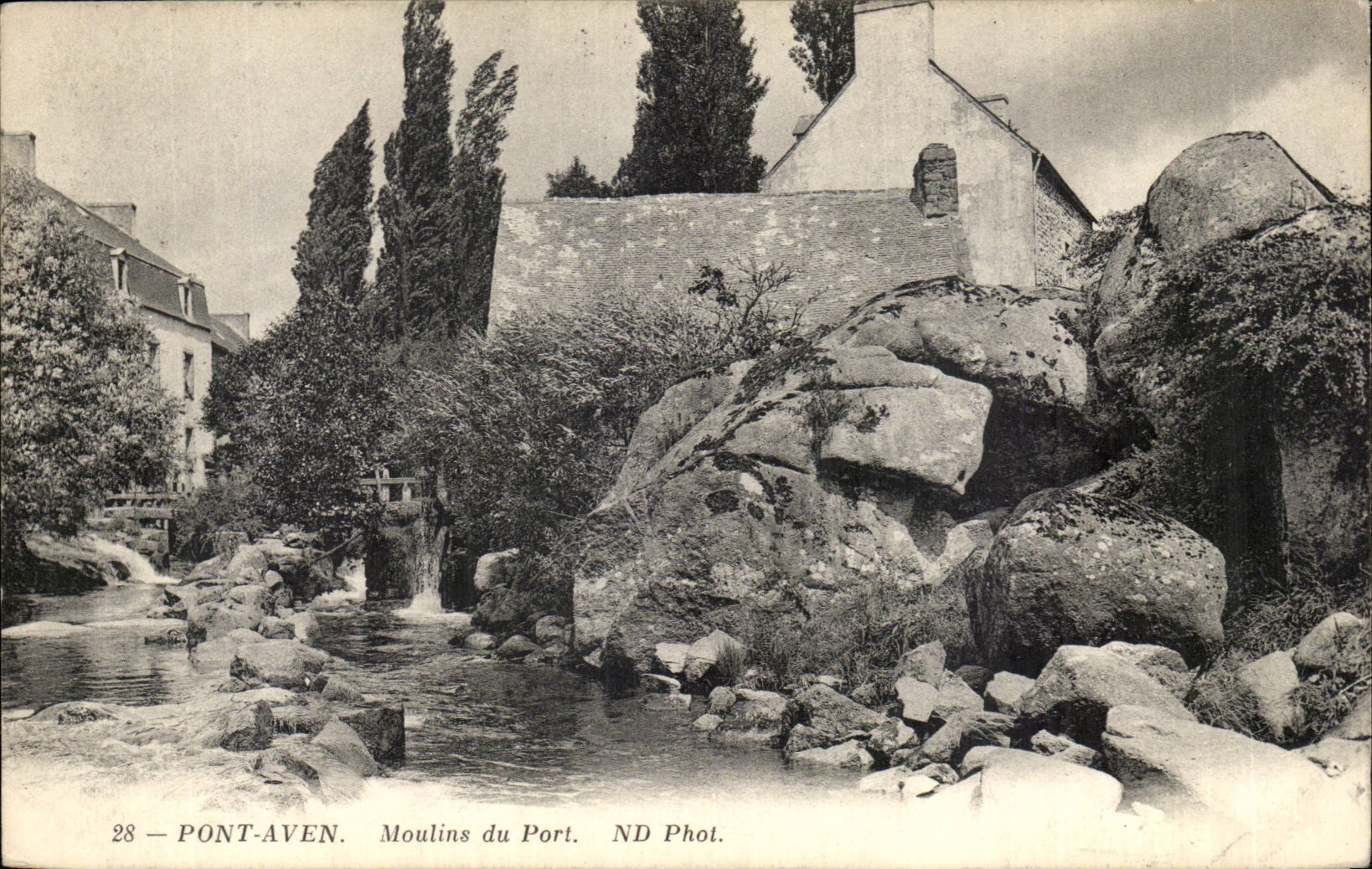 Pont Aven CPA Moulins du port