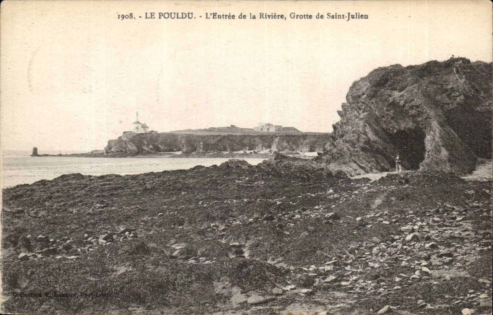 Le Pouldu CPA L'entree de la riviere grotte de Saint Julien