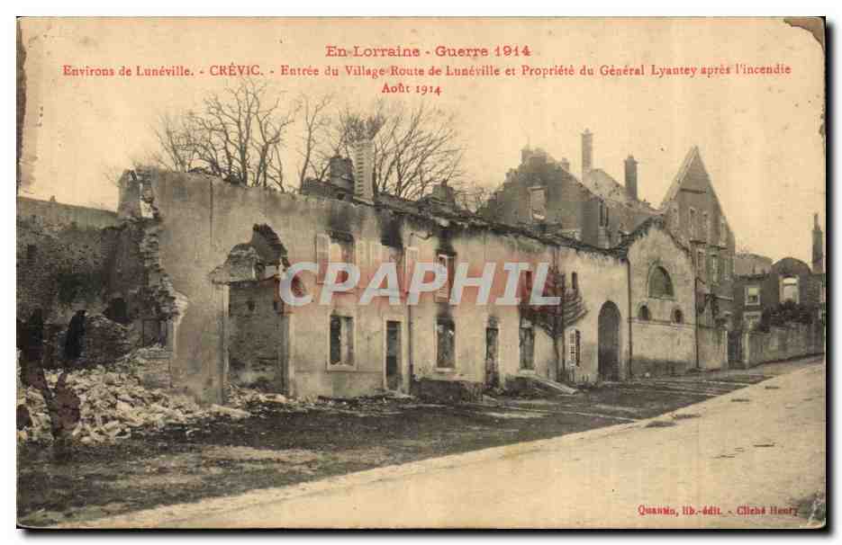 Crévic — Entrée du village-route de Lunéville, après l'incendie — Quanno, lib.-édit. - Chiché Henry
