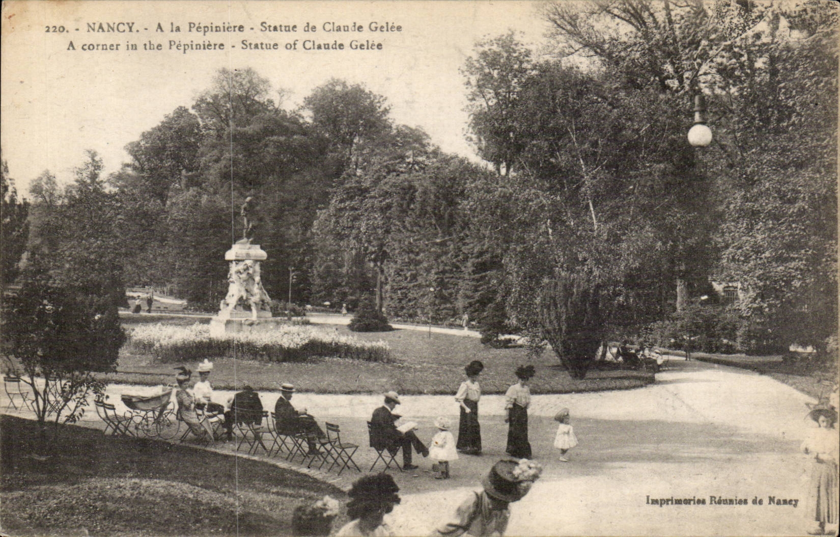 Nancy CPA A la pepiniere Statue de Claude Gelee 